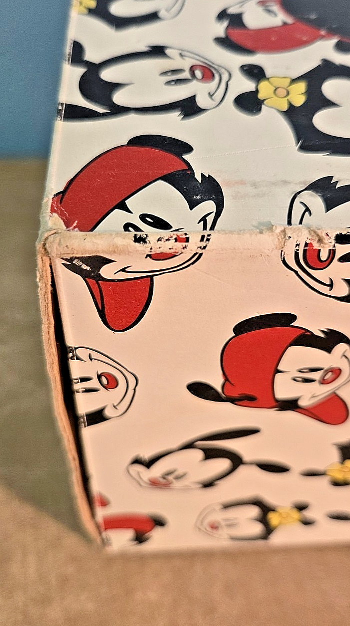 VTG NEW 1995 WB Studio Store ANIMANIACS Bathroom Ceramic Soap Dish and Cup Set