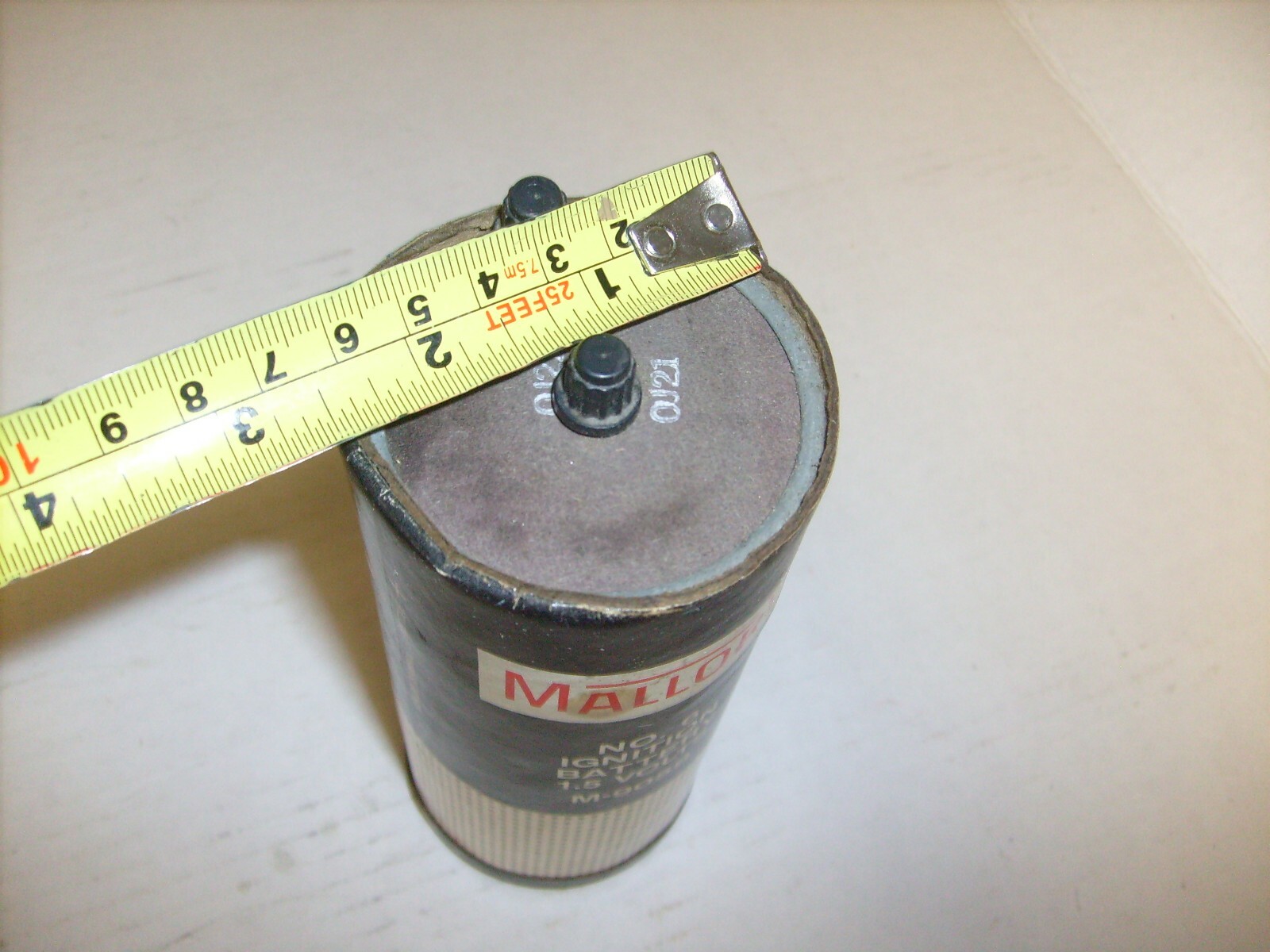 Vintage Mallory No. 6 Ignition Battery M-905S 1.5 Volt – Dead for display