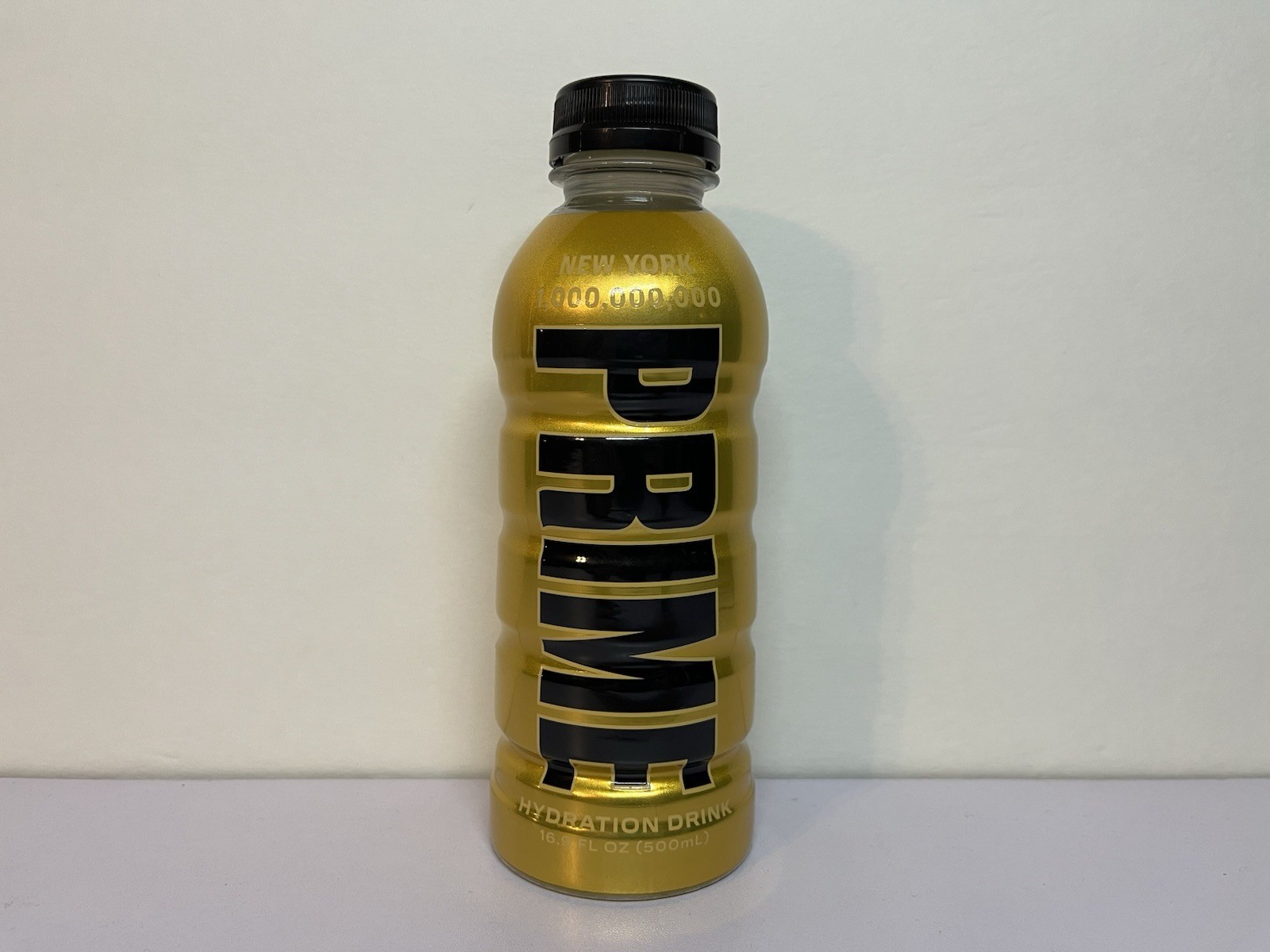 Sealed Prime Hydration Gold New York NYC Billion Exclusive Limited Bottle Drink