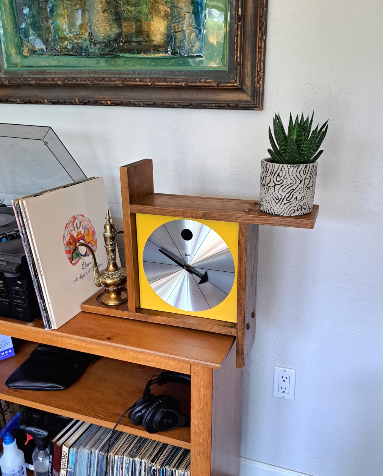 VTG Elgin MCM “Windmill” Desk/Wall Clock, 1960s/70s Collectible Home Decor