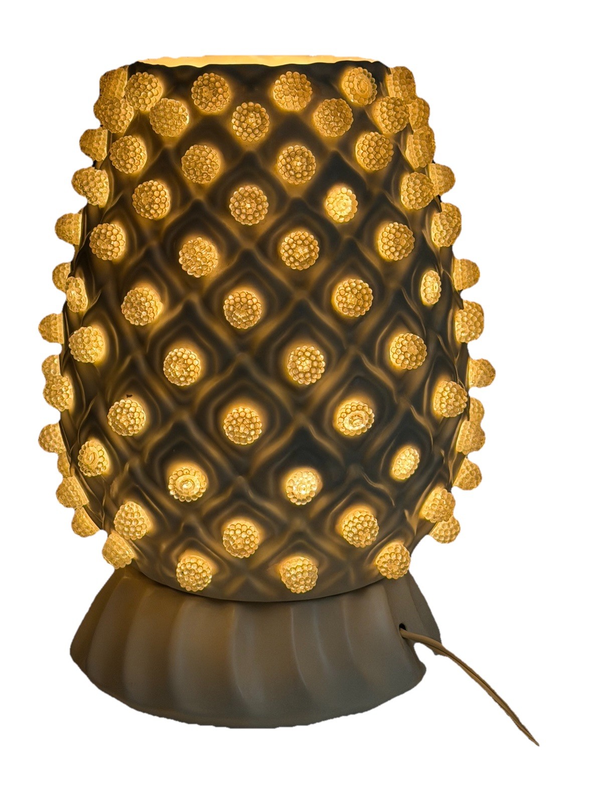 Vintage MCM Mid-Century Ceramic Porcelain Pineapple Table Accent Lamp