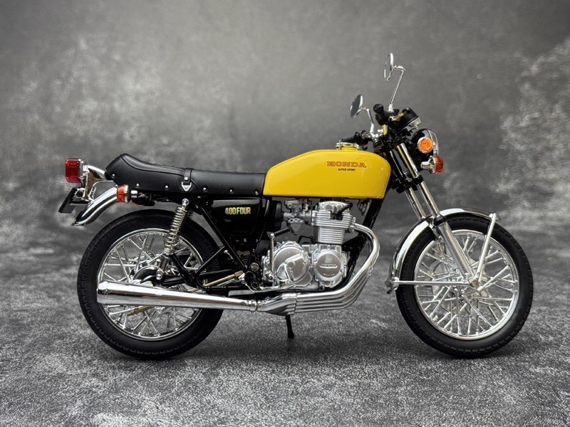 AOSHIMA 1/12 Honda CB400 FOUR Diecast Model Motorcycle Bike Car Red/Blue/Yellow
