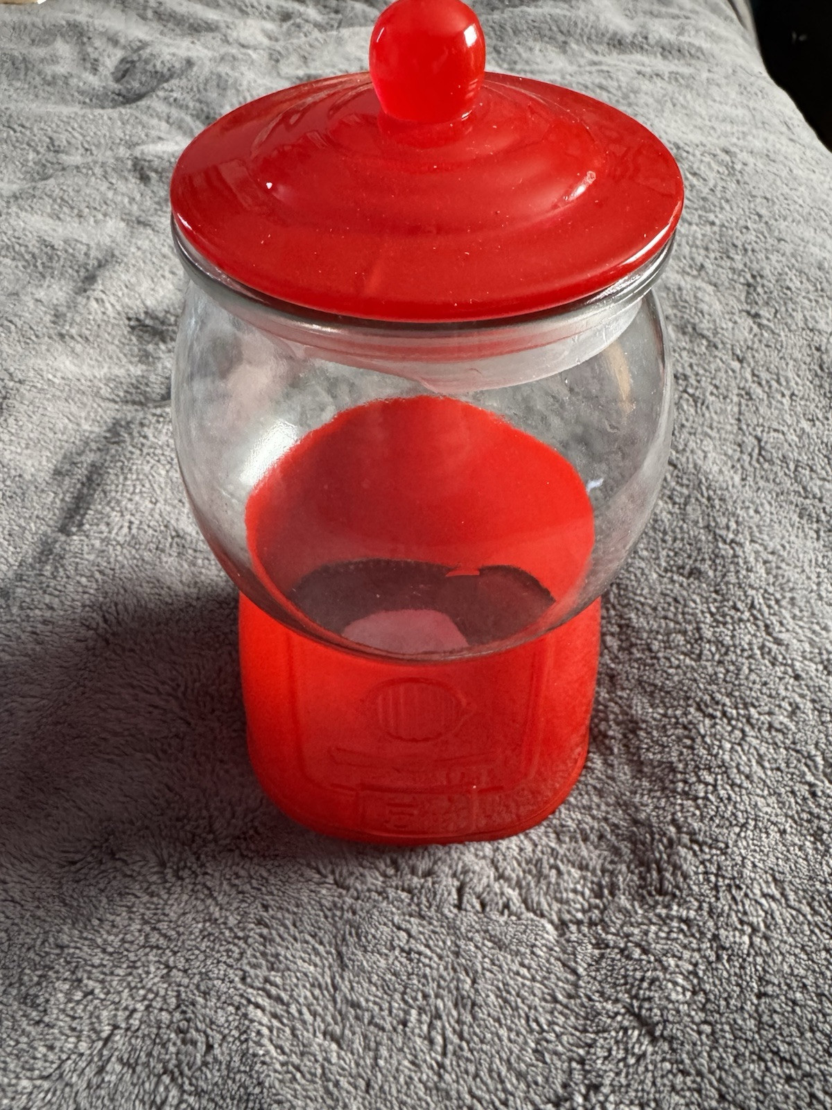 Cookie Candy Jar Gum Ball Machine 5 Cent Sleigh Bell Bistro Sealed Lid Red 8×4.5
