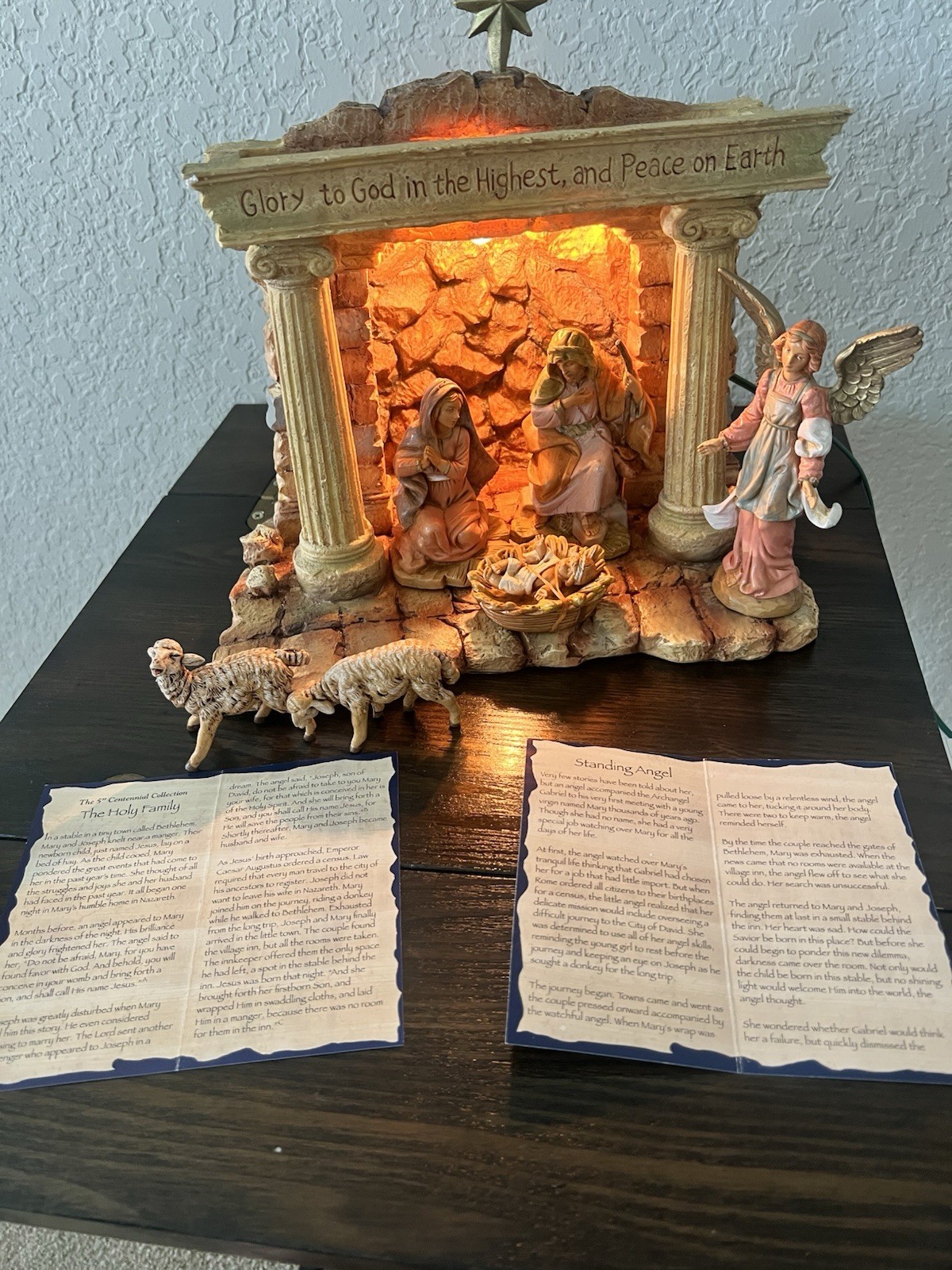 2005 Fontanini Lighted Column Nativity Scene 6Pc Figure Set LED Stable #54573
