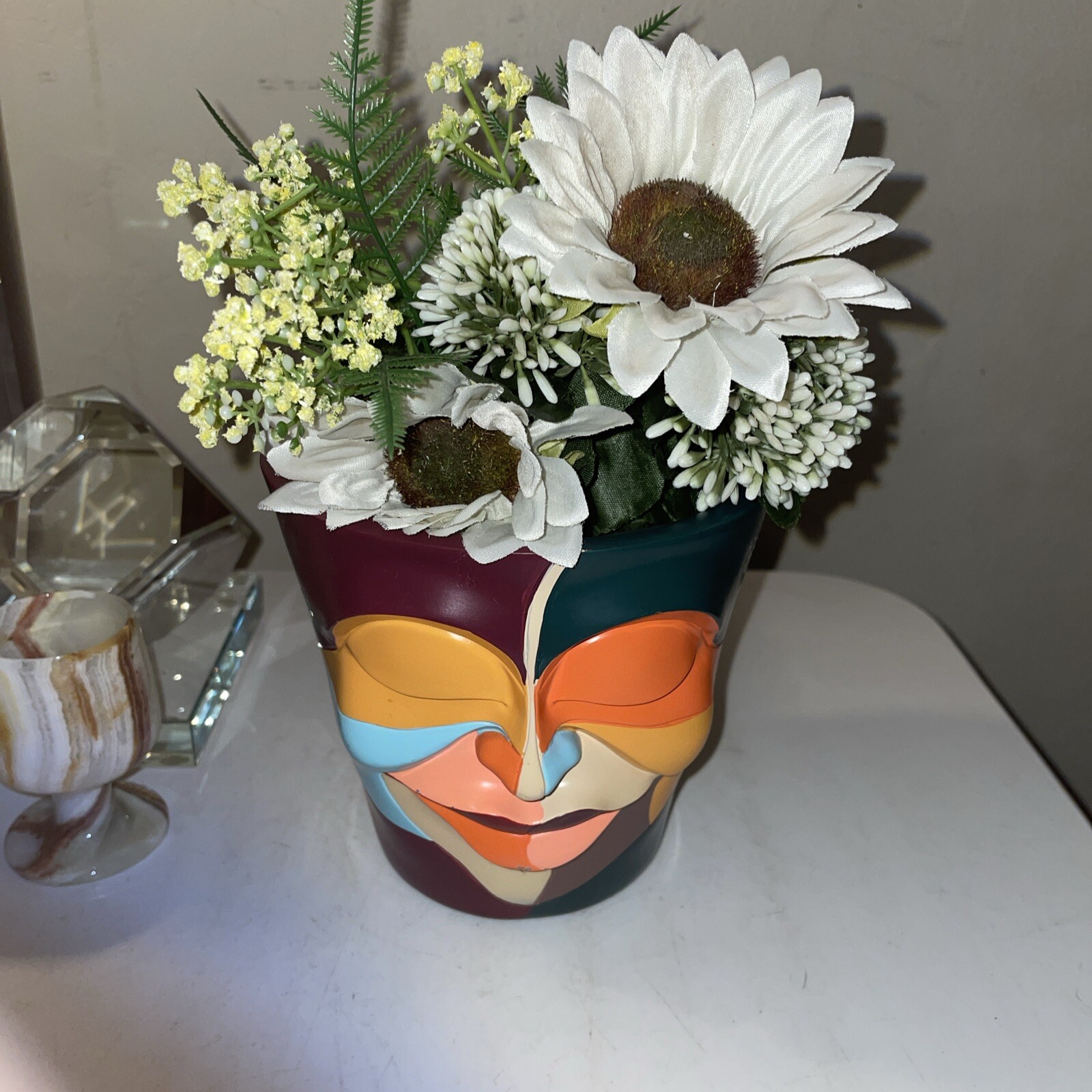 Gugugo Abstract Face Planter 5.5×5-1/4” (flower Not Included)
