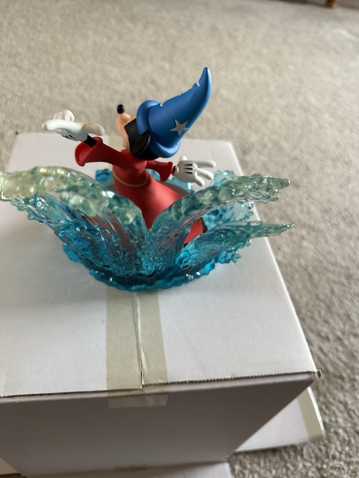 DISNEY FRANKLIN MINT SORCERER MICKEY FANTASIA CRYSTAL FIGURINE WITH RAINBOW