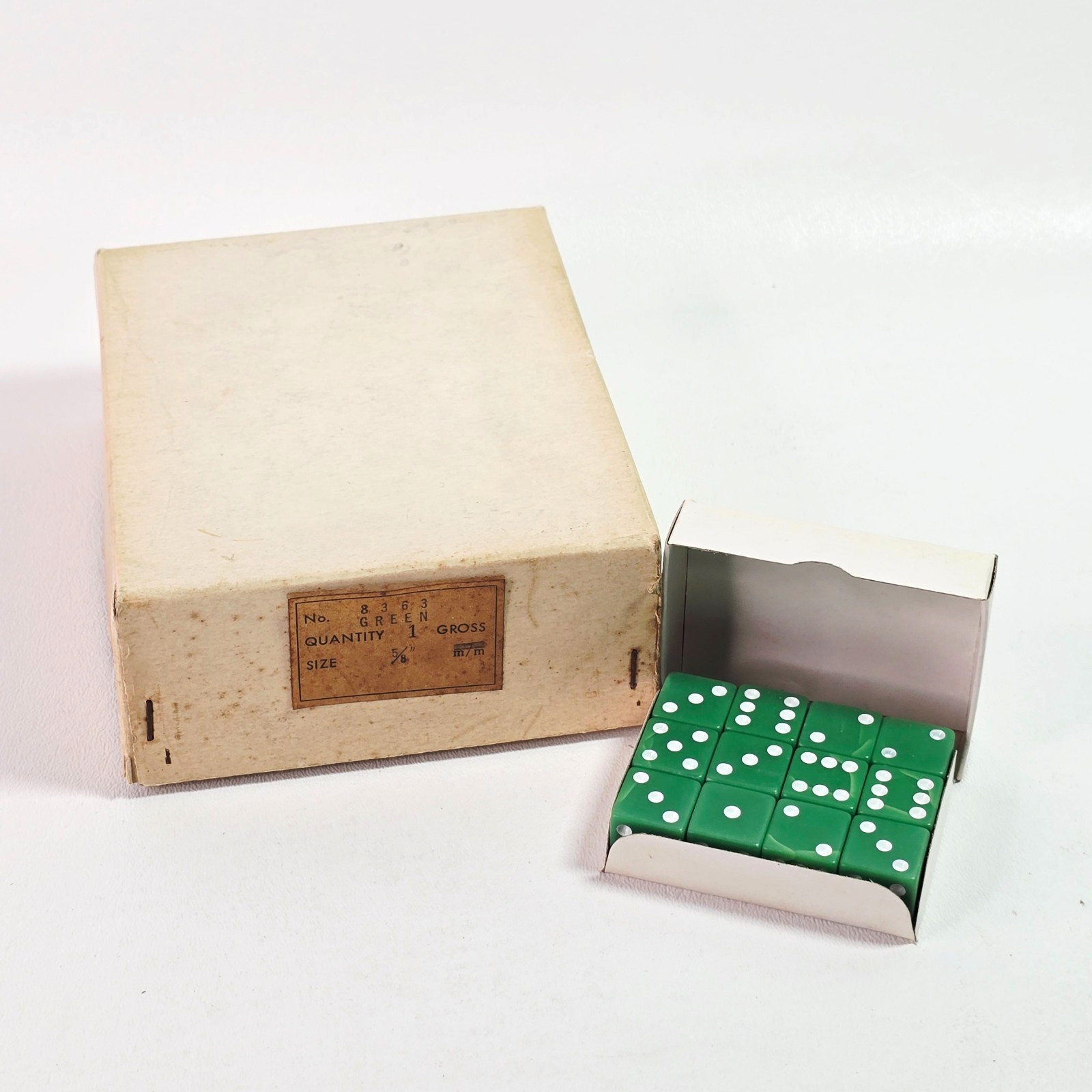 Vintage Green 6 Sided 5/8″ White Pip Dice Item No. 8363 – 12 Pack Box