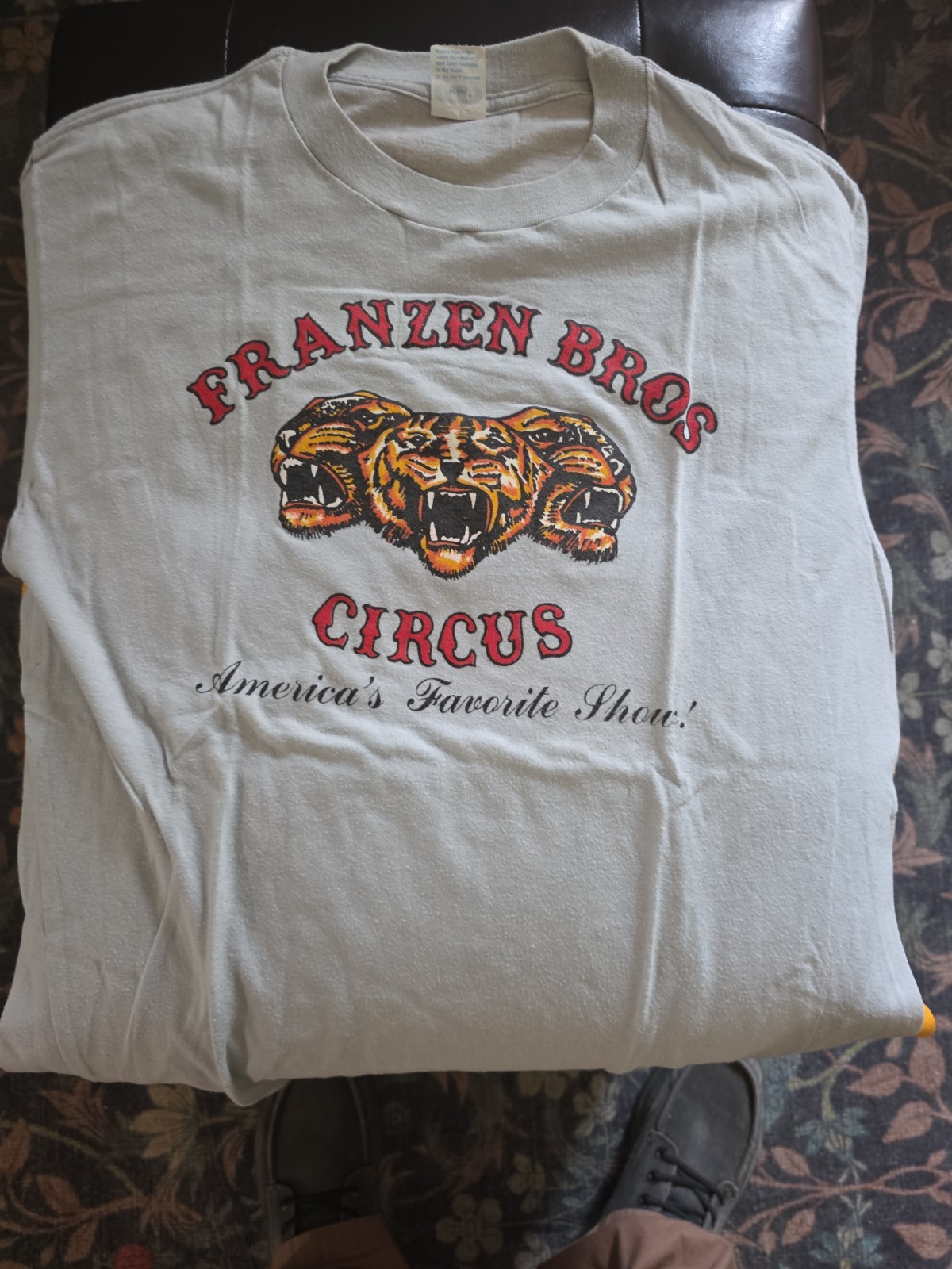 Vintage Franzen Bros CIRCUS T-Shirt Tigers 1980’s Signal XL graphic