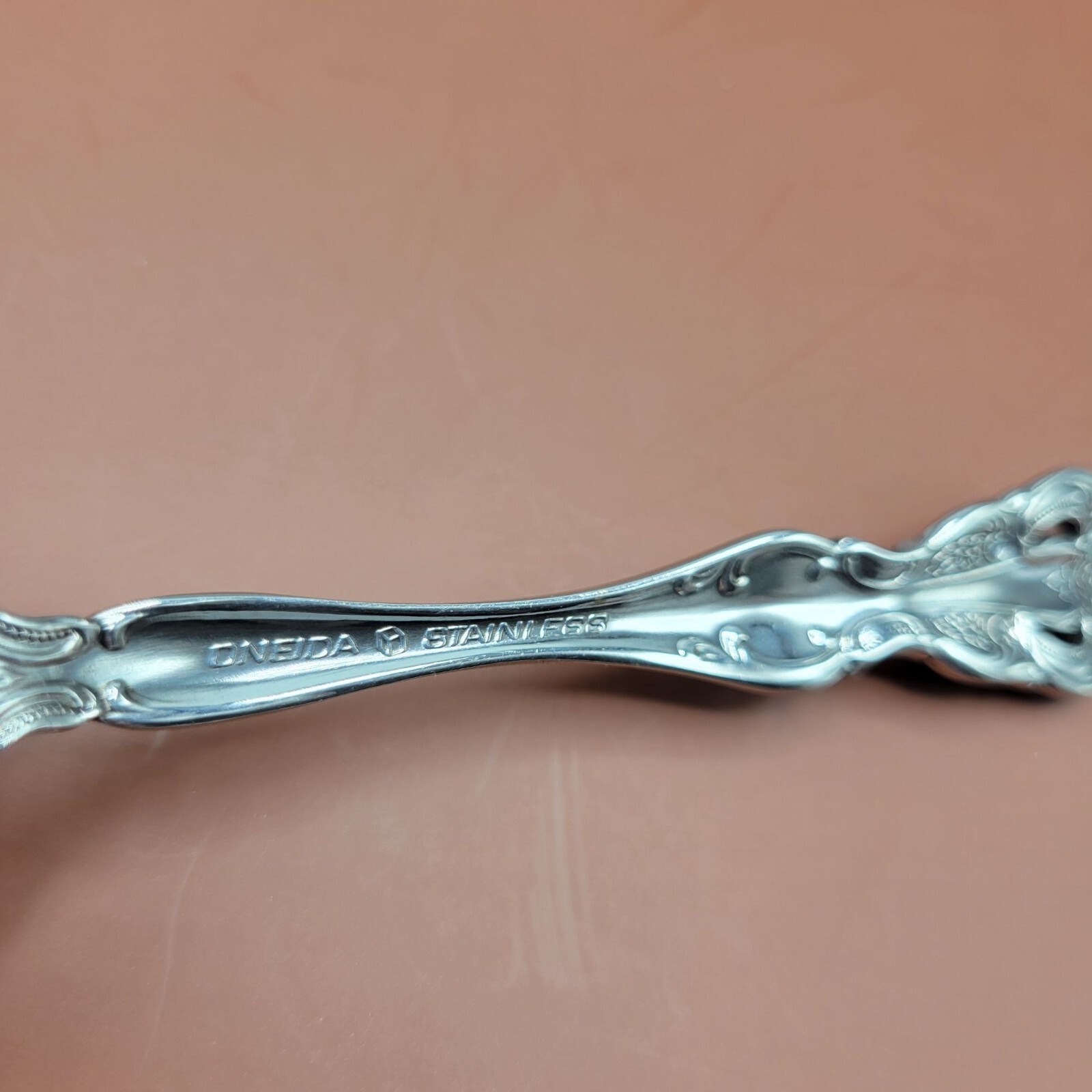 Vtg Set Of 4 Imperial Intl Chalmette Oval Soup Spoon Floral Design Korea 7 1/8in