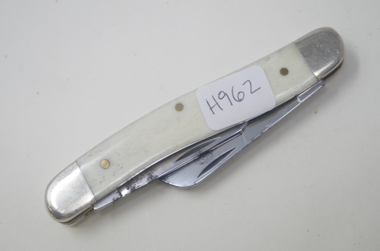 Moore Maker Smooth White Bone Stockman Knife 3501C USA – Factory Overstock