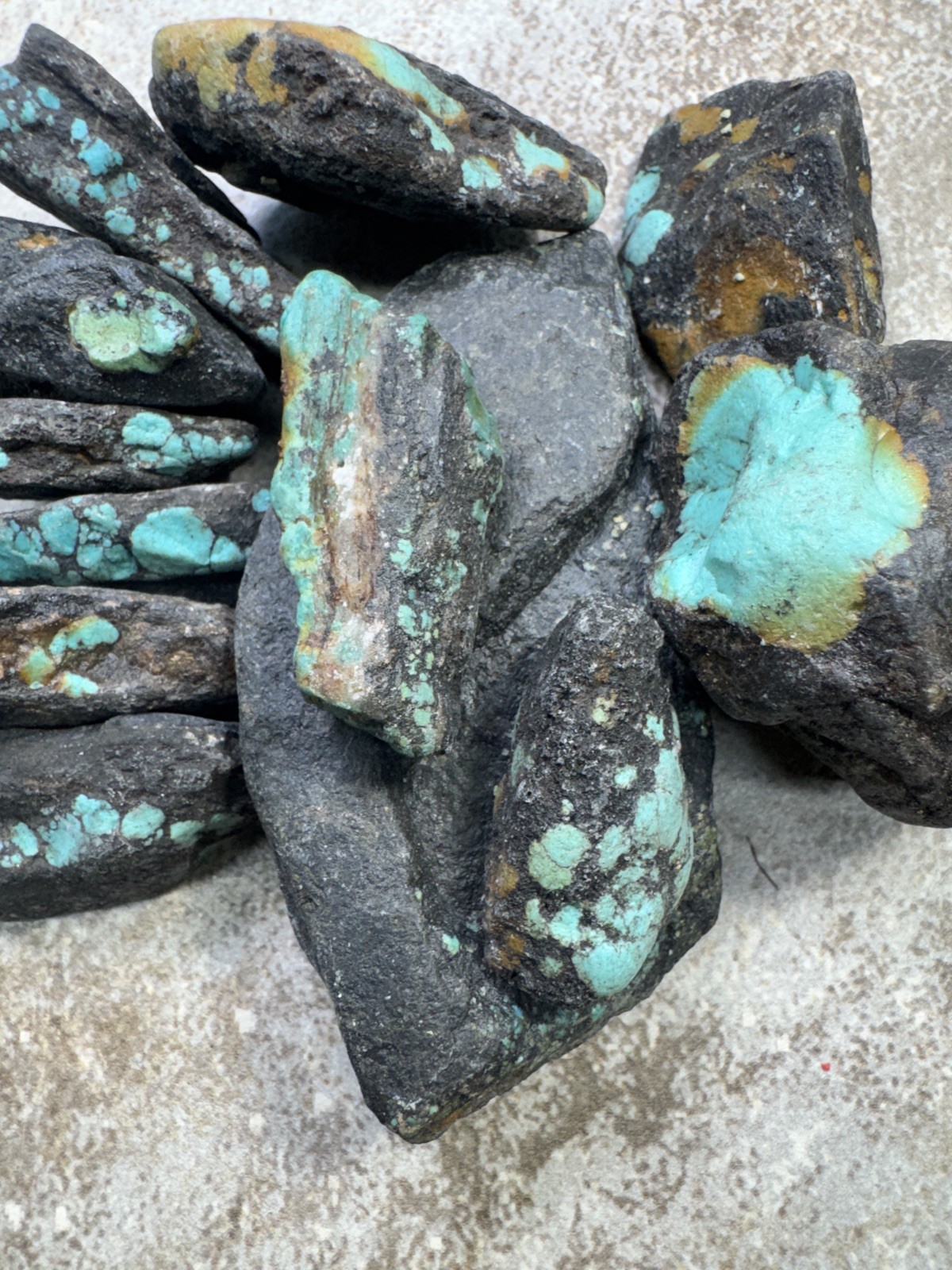 Moon River turquoise rough stabilized