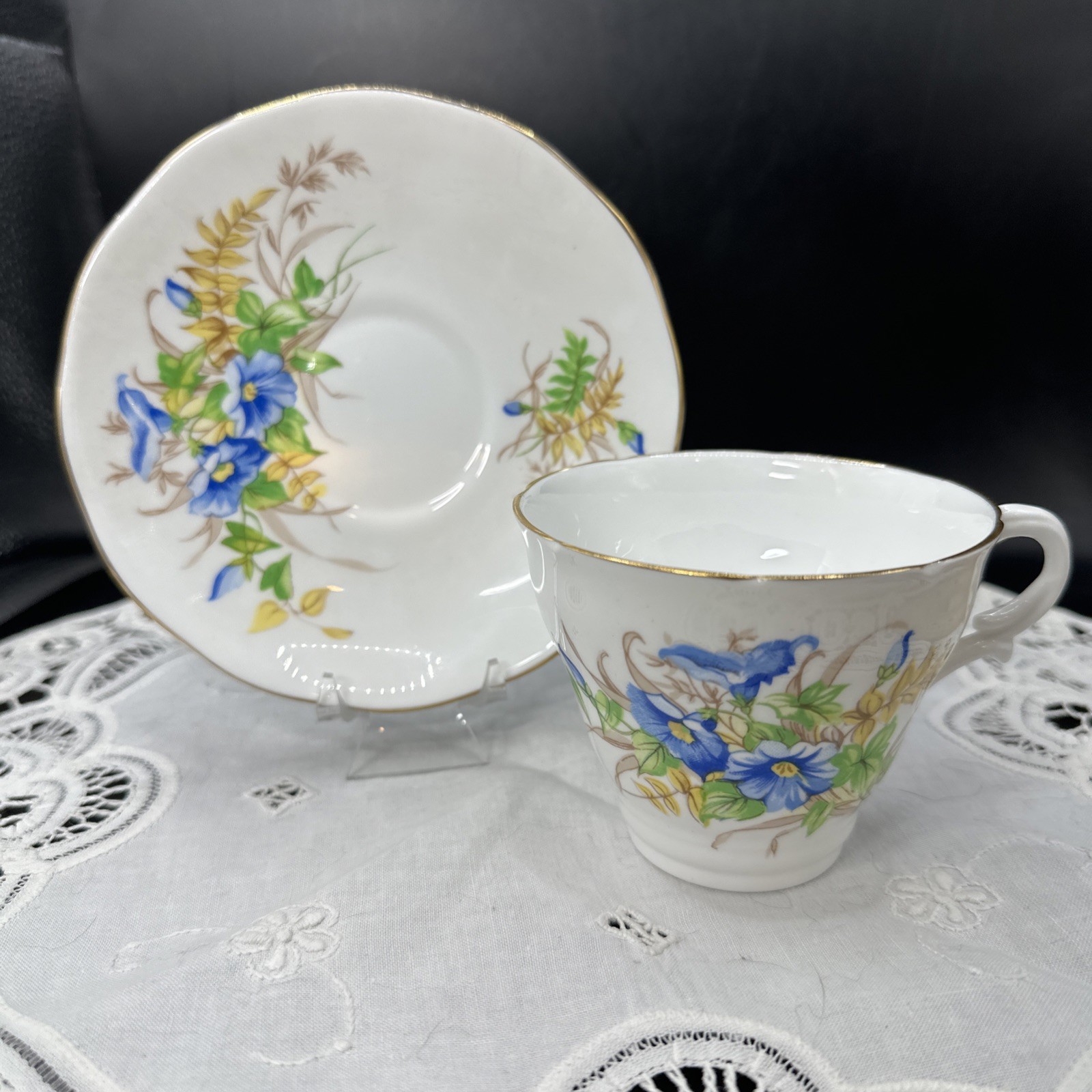 ROYAL YORK VINTAGE TEA CUP & SAUCER “BLUEBELL” FINE BONE CHINA – MADE IN ENGLAND