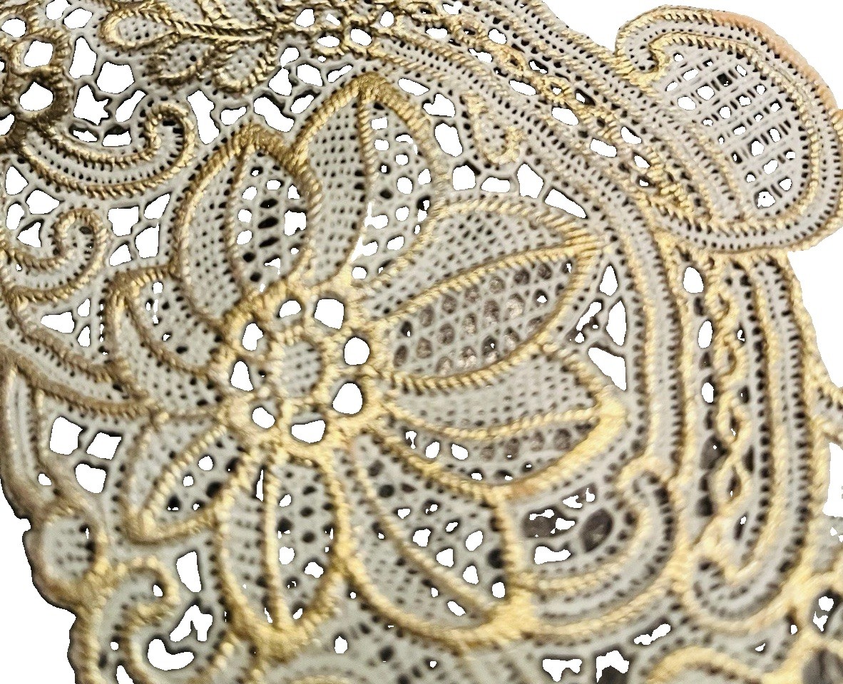 Antique VERY FINE FILET LACE Centerpiece Doily 23″ AUTHENTIC ANTIQUE LACE c1900