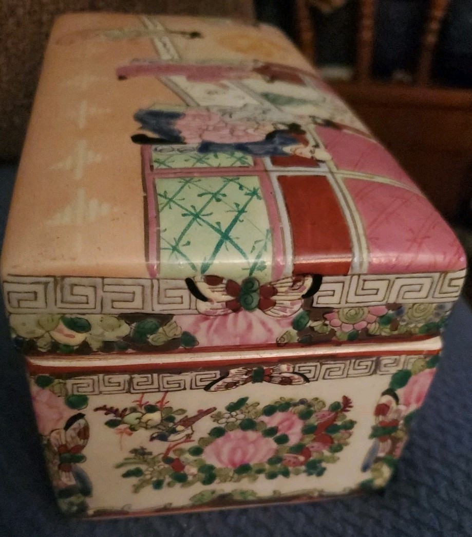 Asian Ceramic Keepsake Box 8.5 By 4.25 In